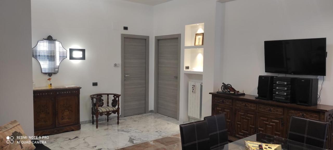 Pasqualina'S House Hotel Rome Bagian luar foto