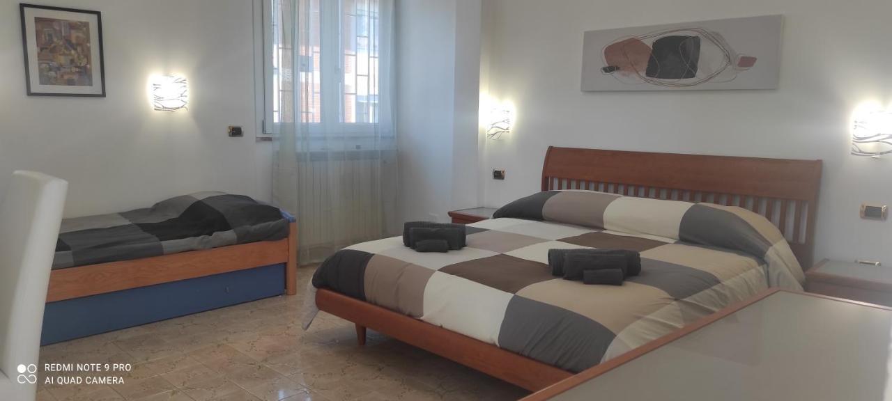 Pasqualina'S House Hotel Rome Bagian luar foto