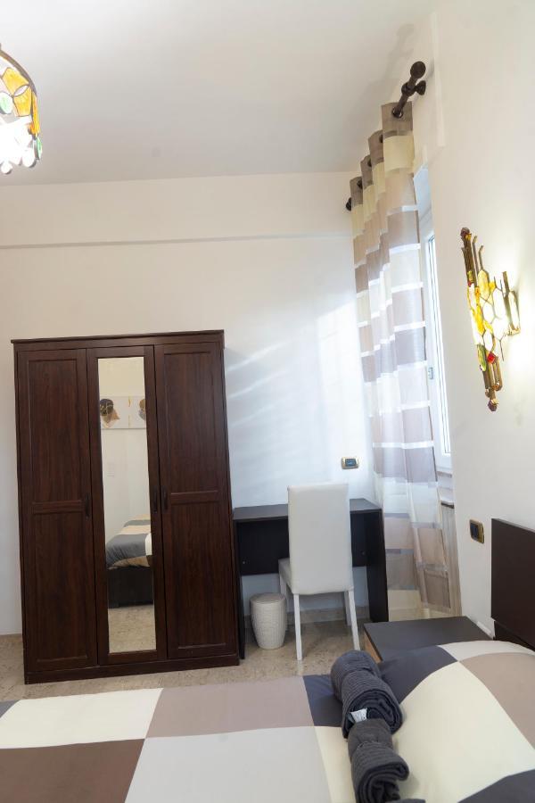 Pasqualina'S House Hotel Rome Bagian luar foto