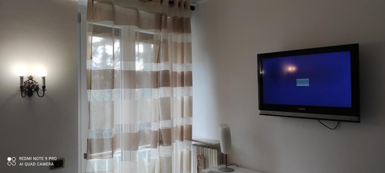 Pasqualina'S House Hotel Rome Bagian luar foto